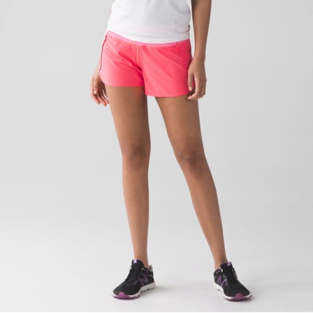 NWT lululemon run times shorts in flashlight